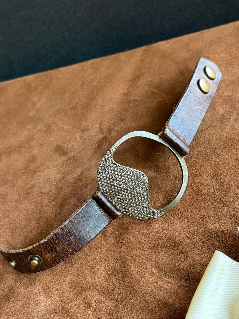 Rebel "Apple" Crystal Swarovski crystals brown Leather Bracelet